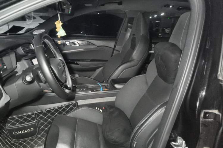 Used Lynk & Co 03 2022 2.0TD DCT JingPro Left Front Seat
