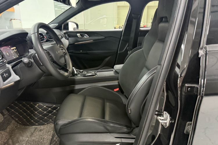 Used Lynk & Co 03 2022 2.0TD DCT JingPro Left Front Seat