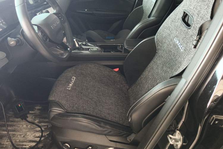 Used Lynk & Co 03 2022 1.5TD DCT JingPro Left Front Seat