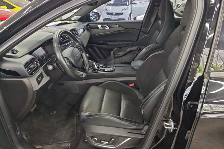 Used Lynk & Co 03 2022 1.5TD DCT JingPro Left Front Seat
