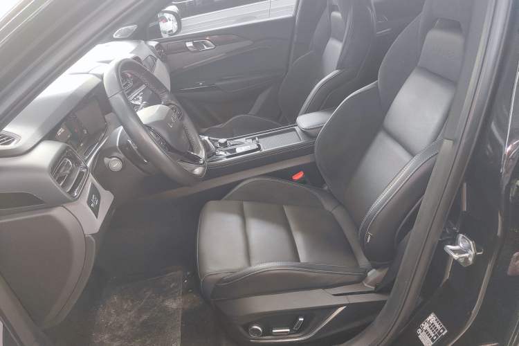 Used Lynk & Co 03 2022 2.0TD DCT JingPro Left Front Seat