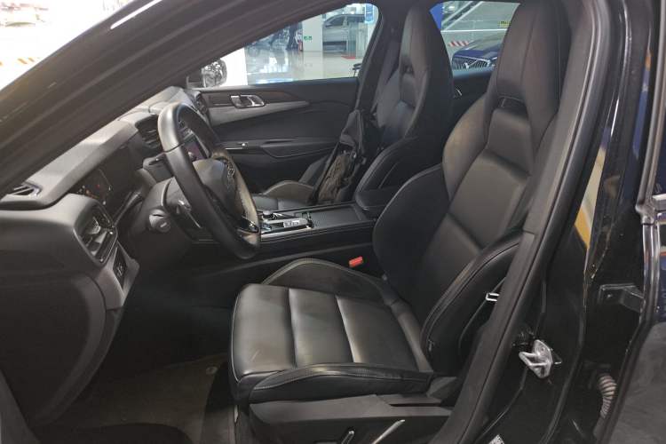 Used Lynk & Co 03 2022 1.5TD DCT JingPlus Left Front Seat