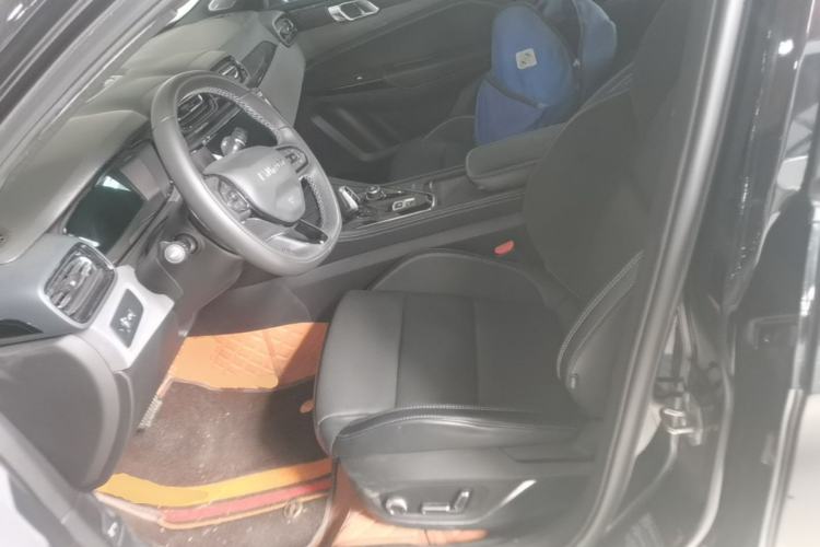 Used Lynk & Co 03 2022 1.5TD DCT JingPro Left Front Seat