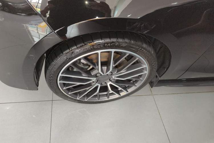Used Lynk & Co 03 2022 03+ 2.0TD Automatic Wind-Chasing Edition Left Front Wheel Hub