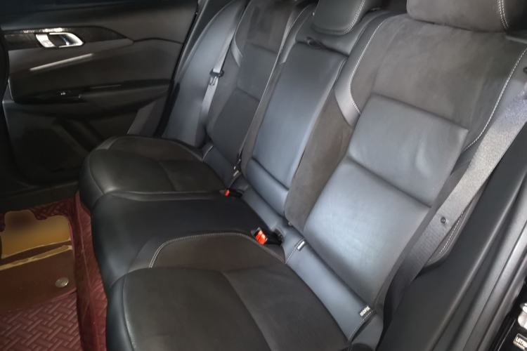 Used Lynk & Co 03 2022 2.0TD DCT JingPro Left Rear Seat