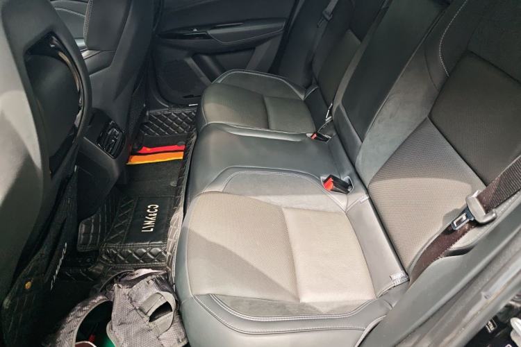 Used Lynk & Co 03 2022 2.0TD DCT JingPro Left Rear Seat