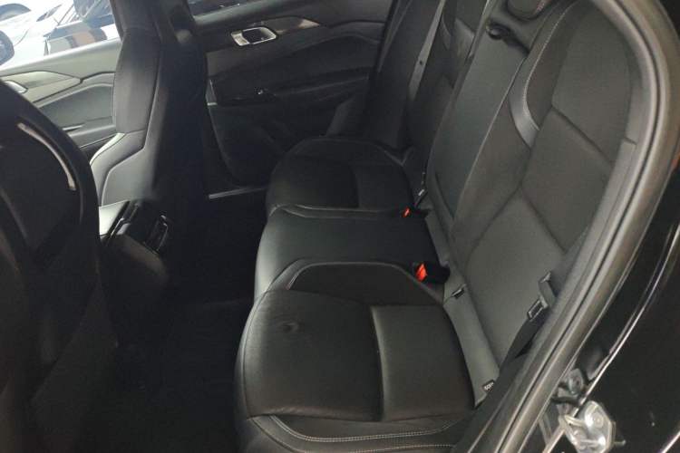 Used Lynk & Co 03 2022 2.0TD DCT JingPro Left Rear Seat
