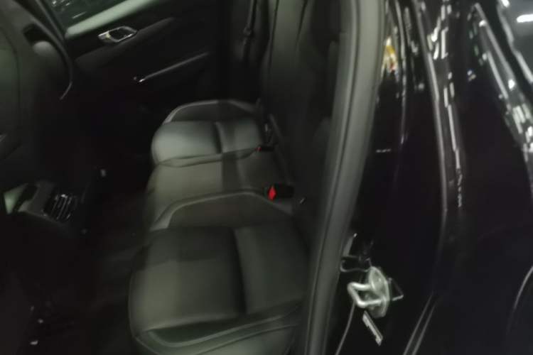 Used Lynk & Co 03 2022 2.0TD DCT GenioPlus Left Rear Seat