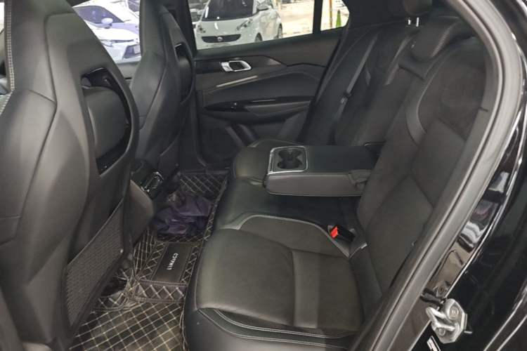 Used Lynk & Co 03 2022 1.5TD DCT JingPro Left Rear Seat