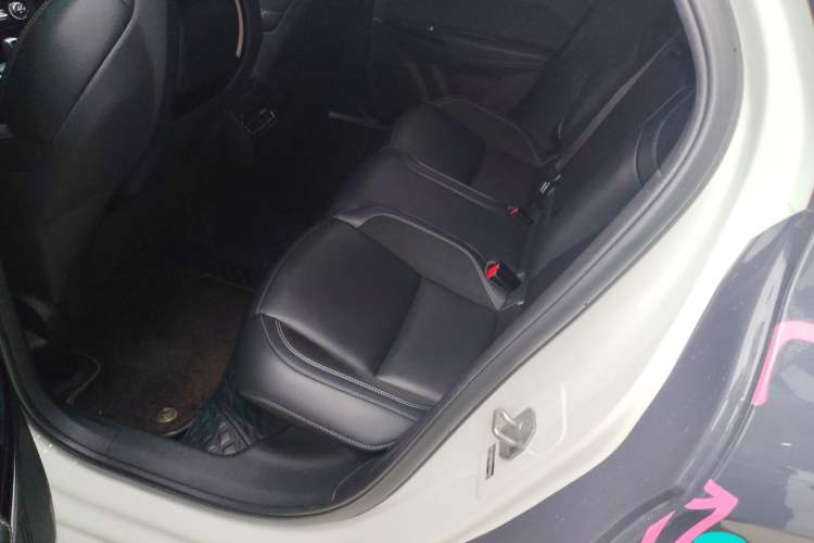 Used Lynk & Co 03 2022 2.0TD DCT GenioPlus Left Rear Seat