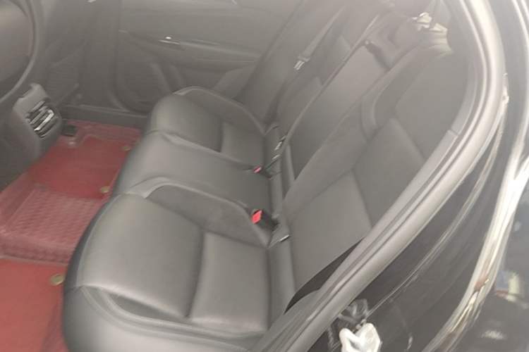 Used Lynk & Co 03 2022 2.0TD DCT JingPro Left Rear Seat