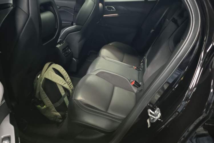 Used Lynk & Co 03 2022 2.0TD DCT JingPro Left Rear Seat