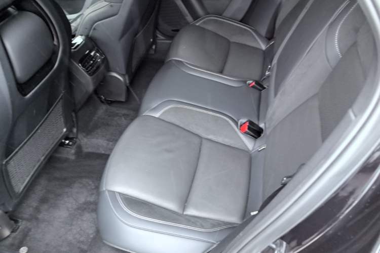 Used Lynk & Co 03 2022 1.5TD DCT JingPro Left Rear Seat