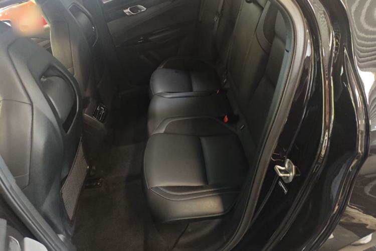 Used Lynk & Co 03 2022 2.0TD DCT GenioPlus Left Rear Seat