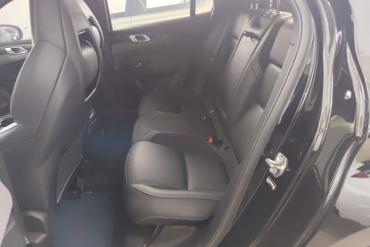 Used Lynk & Co 03 2022 1.5TD DCT JingPlus Left Rear Seat