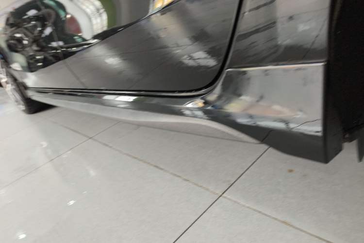 Used Lynk & Co 03 2022 03+ 2.0TD Automatic Wind-Chasing Edition Left Side Sill