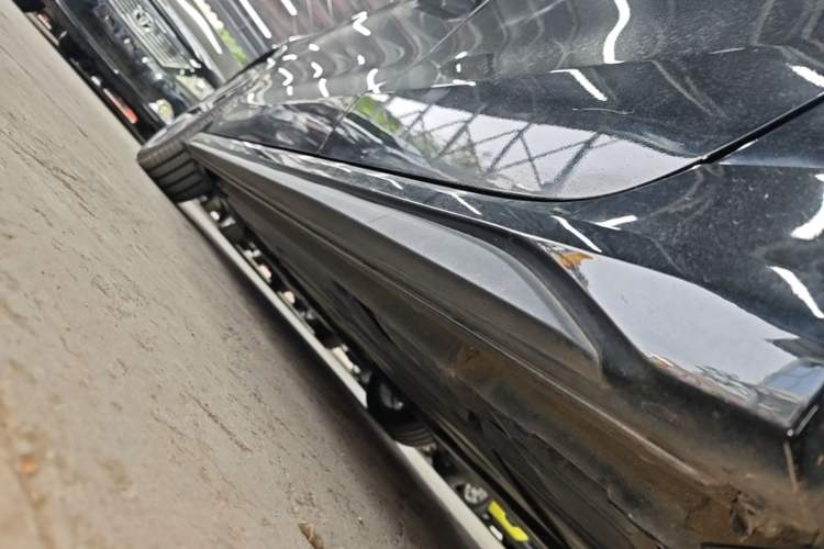 Used Lynk & Co 03 2022 1.5TD DCT JingPro Left Side Sill