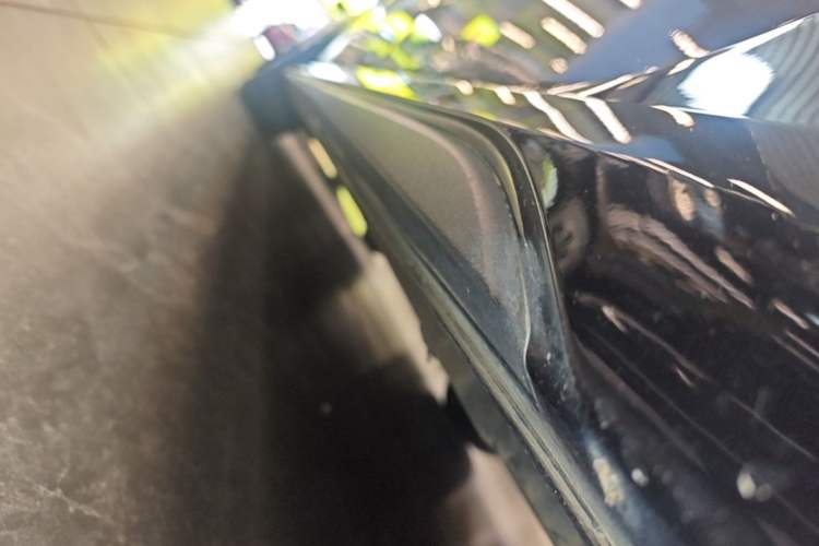 Used Lynk & Co 03 2022 2.0TD DCT JingPro Left Side Sill