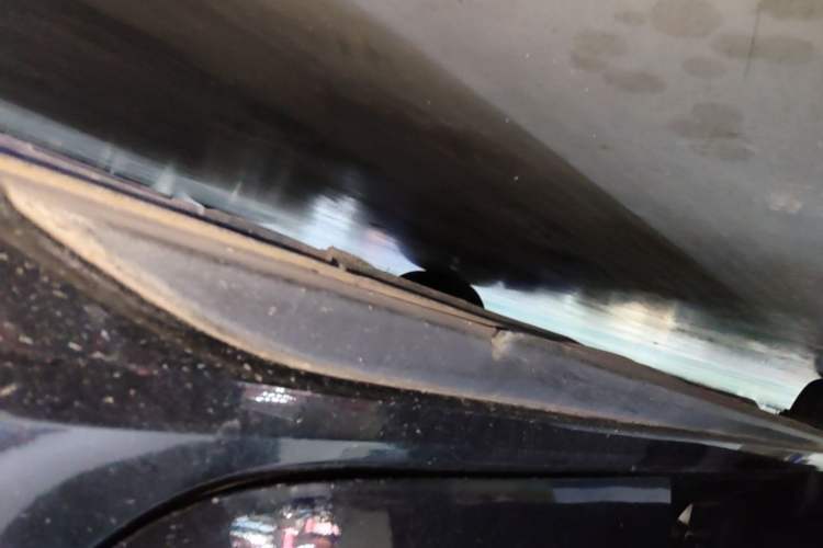 Used Lynk & Co 03 2022 1.5TD DCT JingPro Left Side Sill