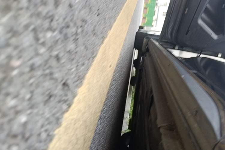 Used Lynk & Co 03 2022 2.0TD DCT JingPro Left Side Sill