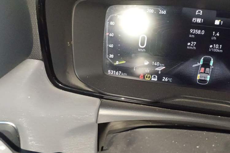 Used Lynk & Co 03 2022 2.0TD DCT JingPro Odometer Close Up