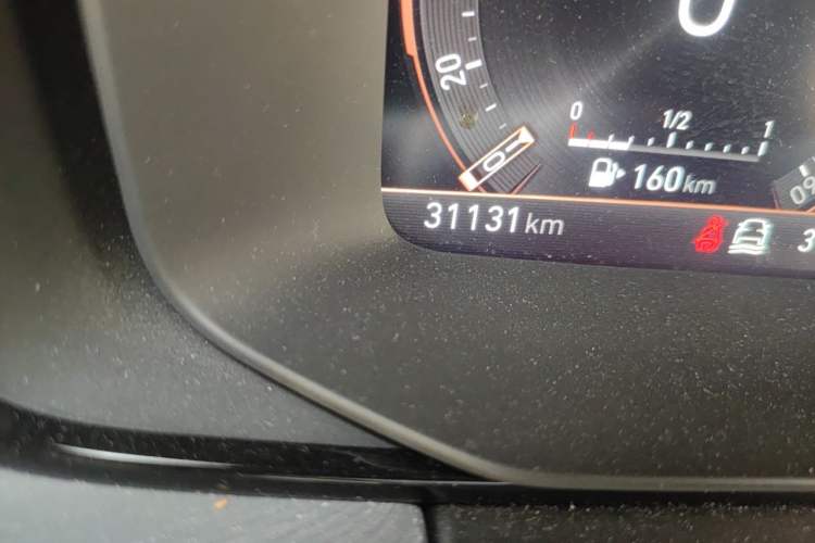 Used Lynk & Co 03 2022 1.5TD DCT JingPro Odometer Close Up