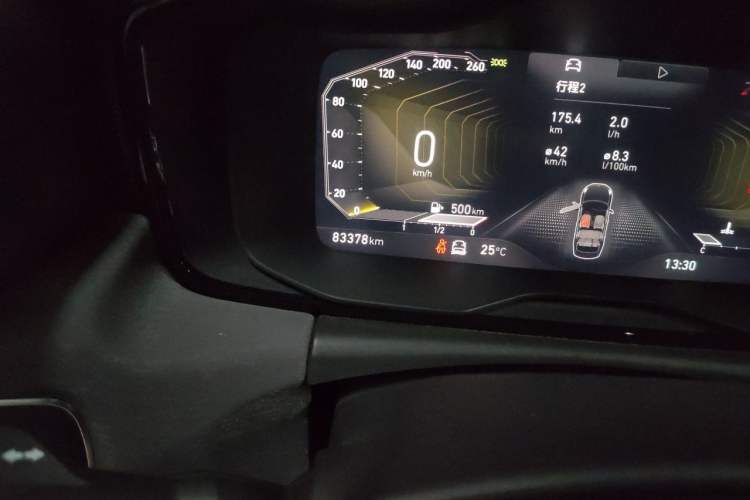 Used Lynk & Co 03 2022 1.5TD DCT JingPro Odometer Close Up