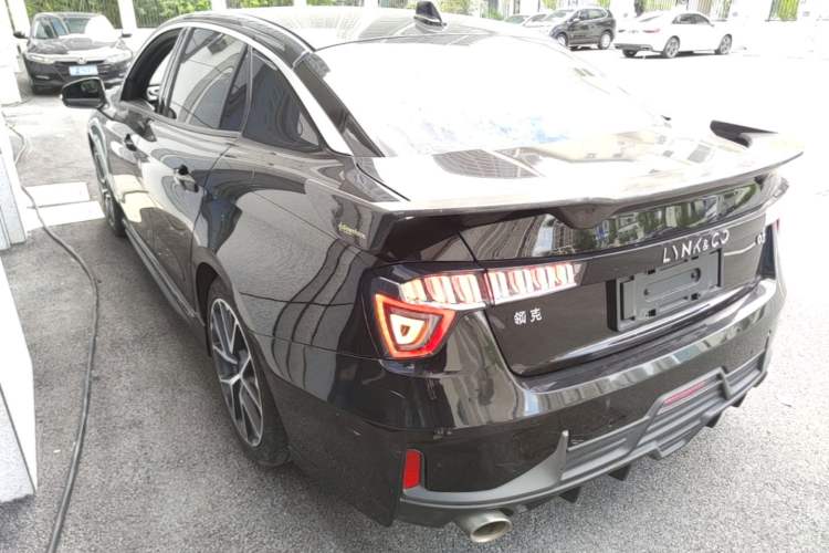 Used Lynk & Co 03 2022 1.5TD DCT JingPro Rear Left 45 Deg