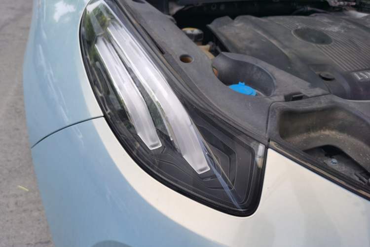 Used Lynk & Co 03 2022 2.0TD DCT JingPro Right Front Headlight