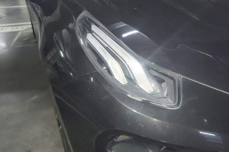 Used Lynk & Co 03 2022 2.0TD DCT JingPro Right Front Headlight
