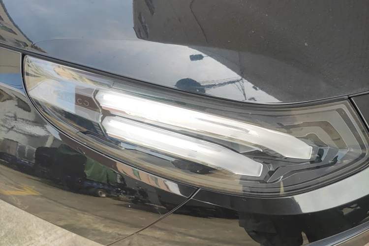 Used Lynk & Co 03 2022 1.5TD DCT JingPro Right Front Headlight
