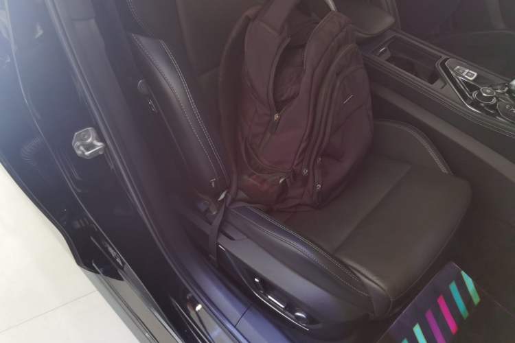 Used Lynk & Co 03 2022 1.5TD DCT JingPro Right Front Seat