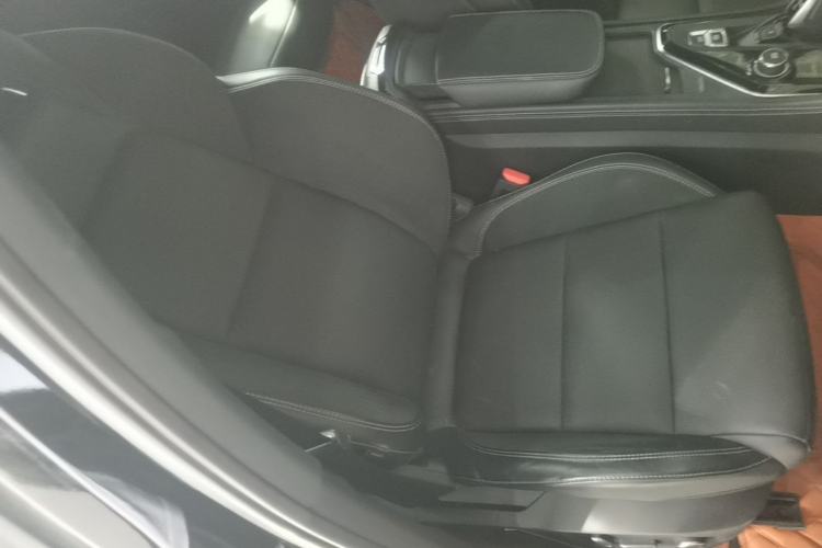 Used Lynk & Co 03 2022 1.5TD DCT JingPro Right Front Seat