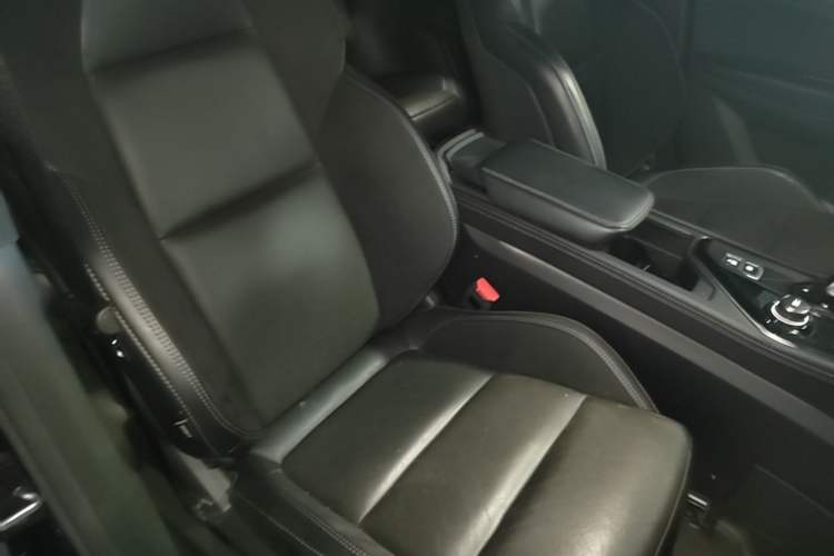 Used Lynk & Co 03 2022 1.5TD DCT JingPro Right Front Seat