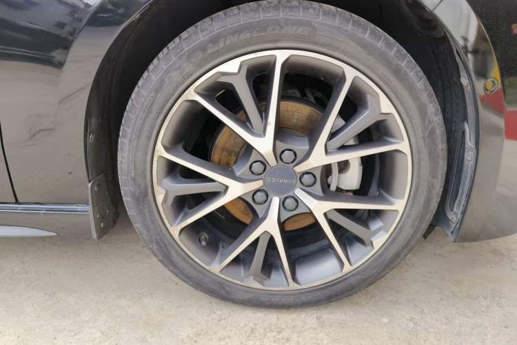 Used Lynk & Co 03 2022 1.5TD DCT JingPro Right Front Wheel Hub