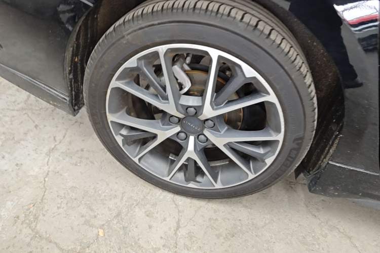 Used Lynk & Co 03 2022 1.5TD DCT JingPro Right Rear Wheel Hub