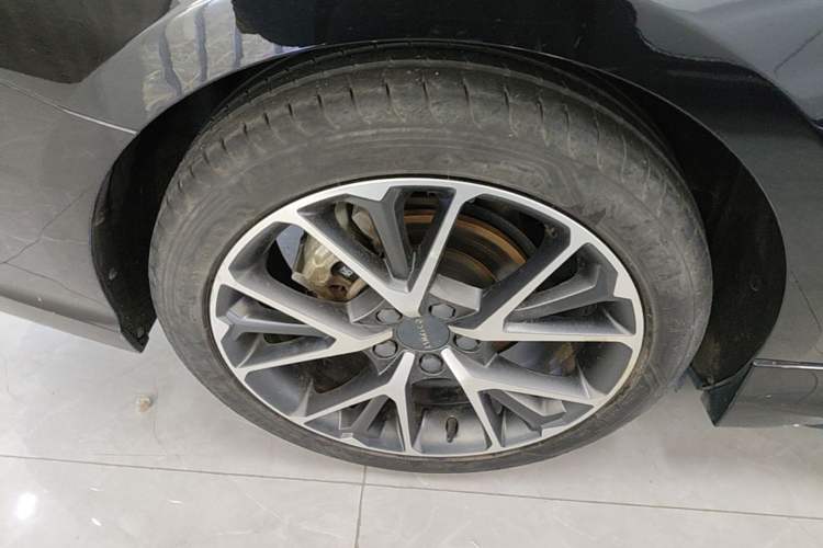 Used Lynk & Co 03 2022 1.5TD DCT JingPro Right Rear Wheel Hub