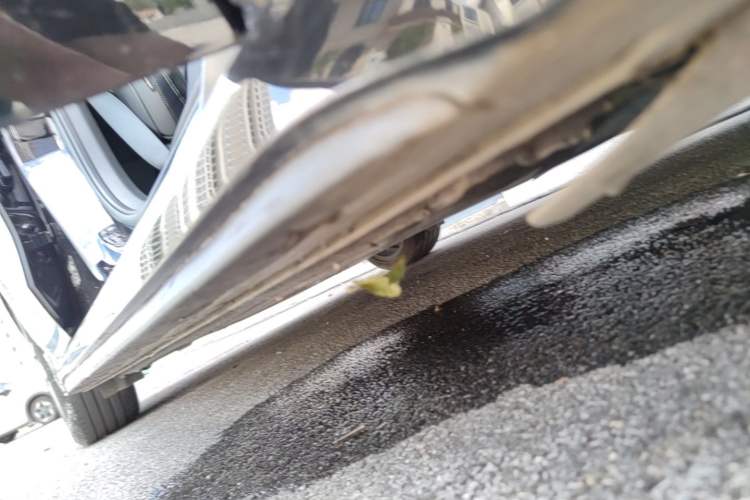 Used Lynk & Co 03 2022 1.5TD DCT JingPro Right Side Sill