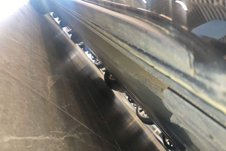 Used Lynk & Co 03 2022 2.0TD DCT JingPro Right Side Sill