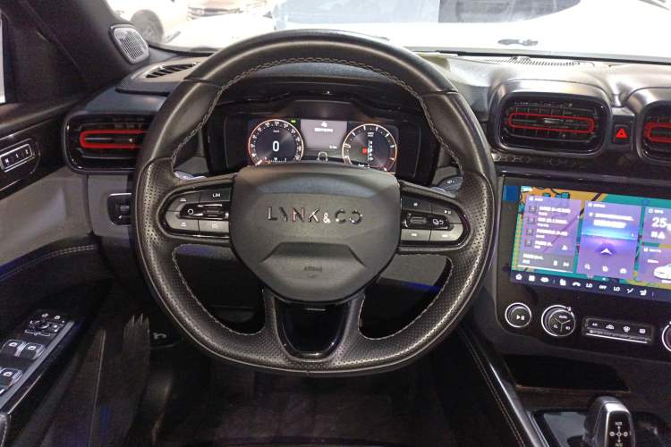 Used Lynk & Co 03 2022 2.0TD DCT JingPro Steering Wheel