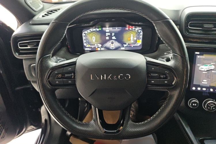 Used Lynk & Co 03 2022 2.0TD DCT JingPro Steering Wheel