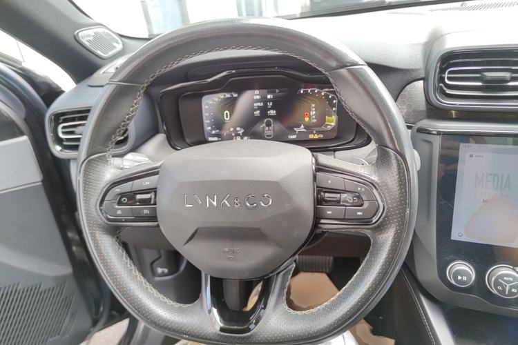 Used Lynk & Co 03 2022 1.5TD DCT JingPro Steering Wheel