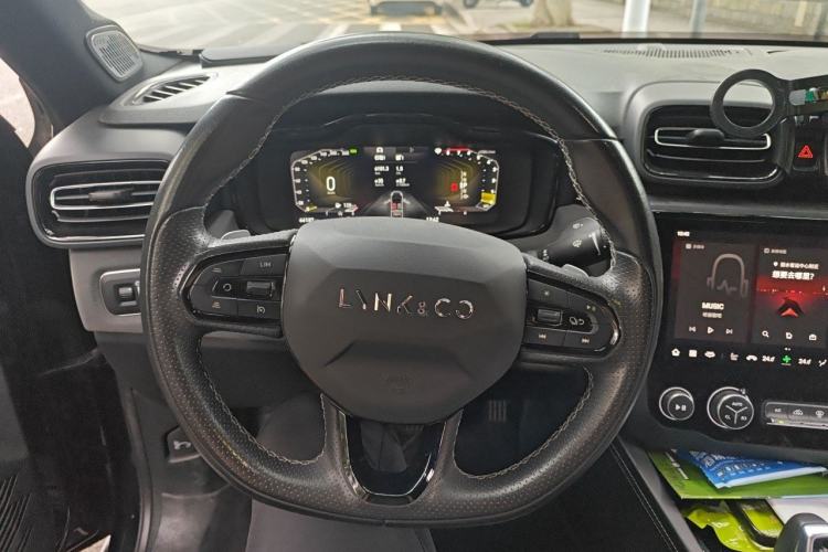 Used Lynk & Co 03 2022 2.0TD DCT JingPro Steering Wheel