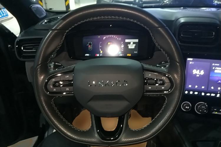 Used Lynk & Co 03 2022 2.0TD DCT JingPro Steering Wheel