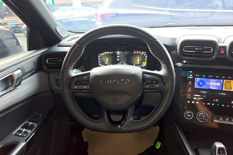 Used Lynk & Co 03 2022 2.0TD DCT JingPro Steering Wheel