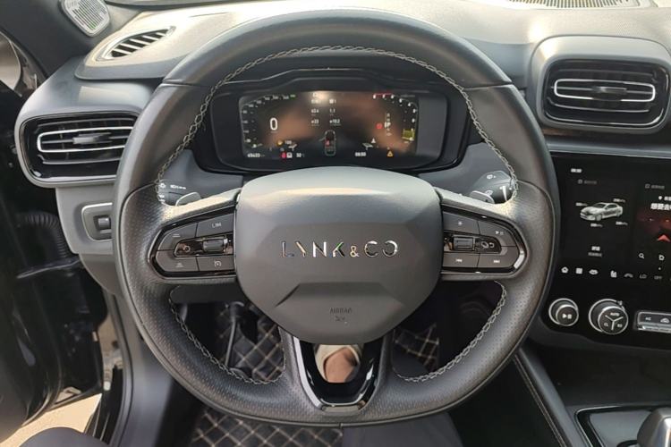 Used Lynk & Co 03 2022 2.0TD DCT JingPro Steering Wheel