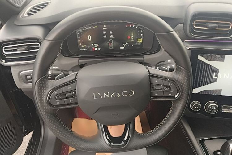Used Lynk & Co 03 2022 2.0TD DCT JingPro Steering Wheel