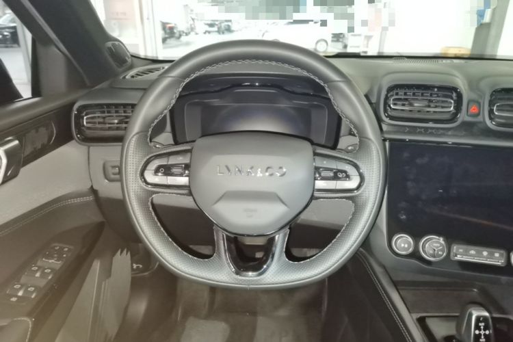 Used Lynk & Co 03 2022 2.0TD DCT GenioPlus Steering Wheel