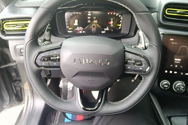Used Lynk & Co 03 2022 2.0TD DCT JingPro Steering Wheel