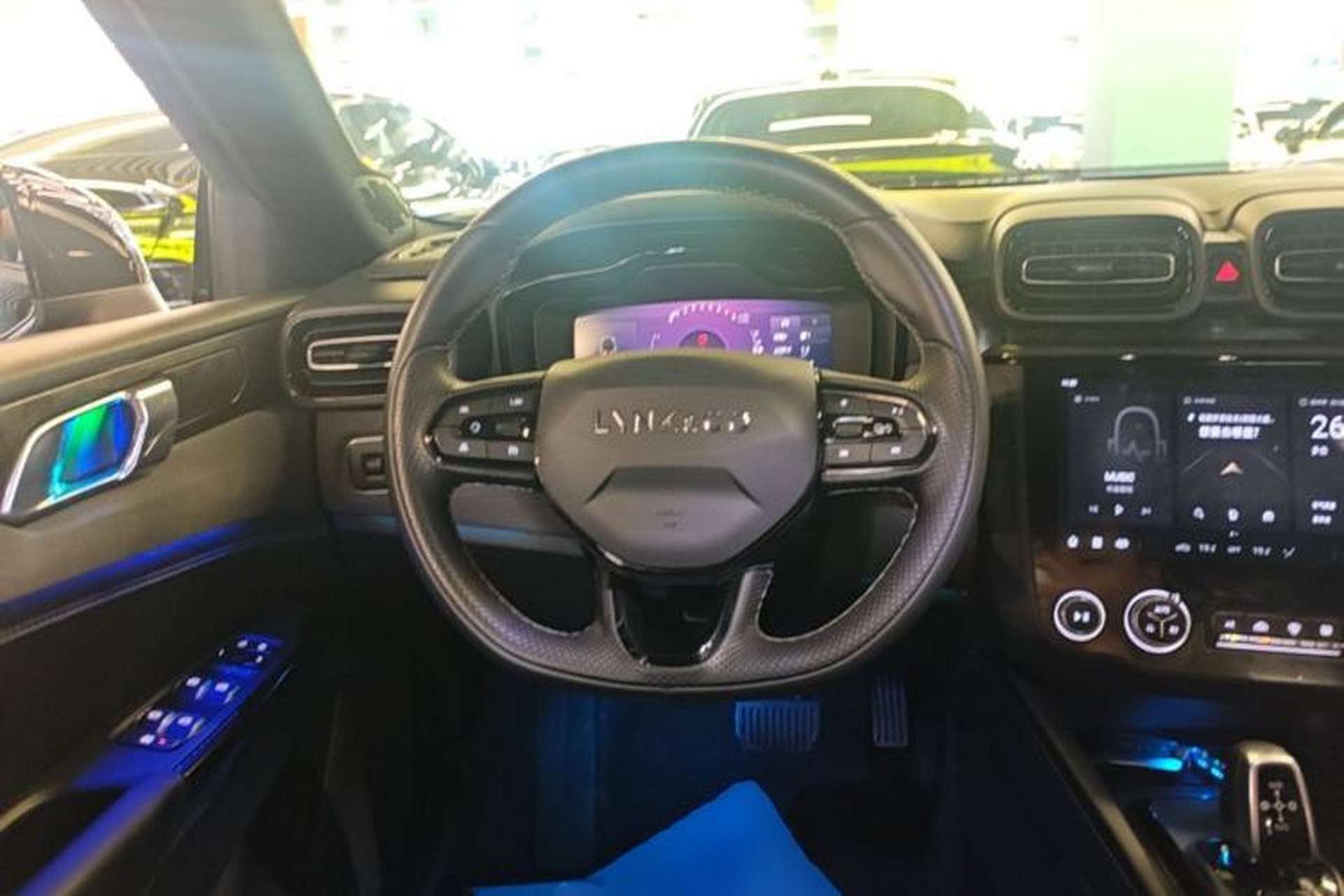 Used Lynk & Co 03 2022 2.0TD DCT GenioPlus Steering Wheel